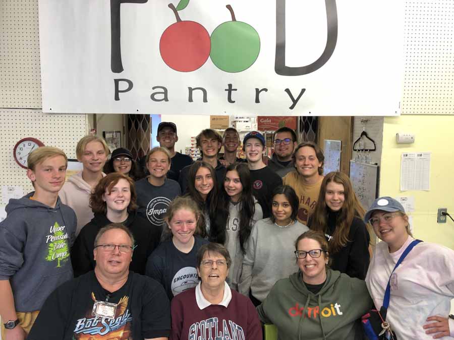 RCCF giving to food pantry