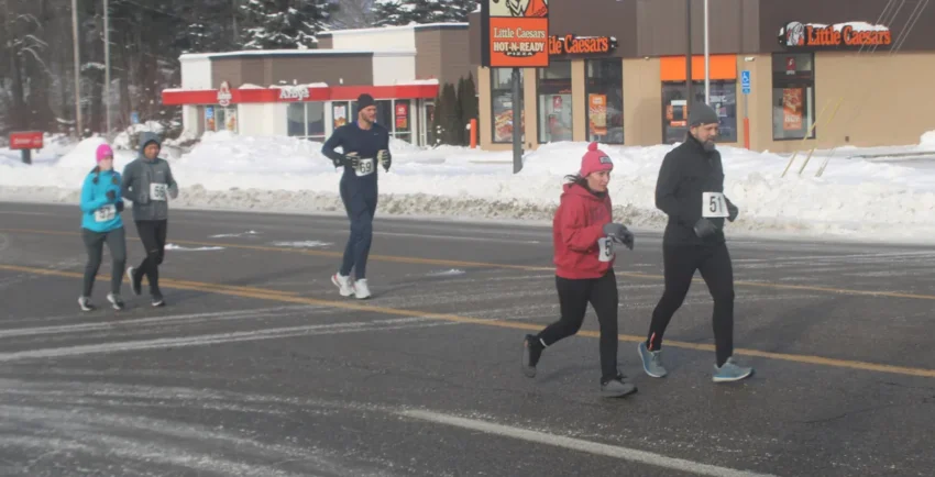 runners during the Frosty Fingers 5k