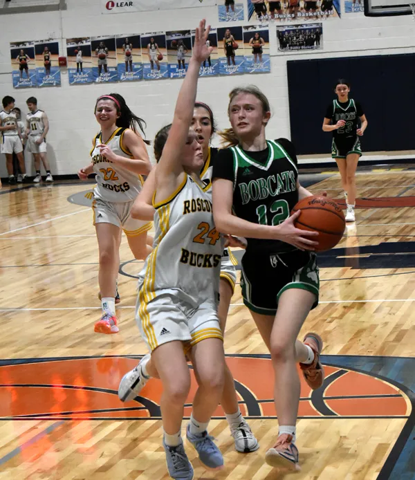 Houghton Lake versus Roscommon in girls basketball