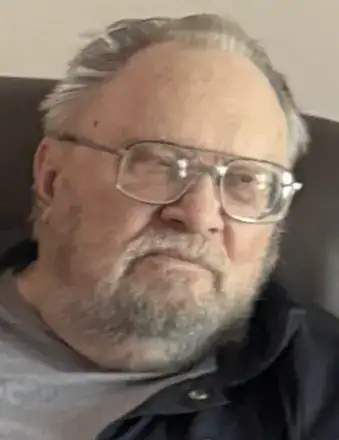Thomas Bucholtz Thomas Bucholtz